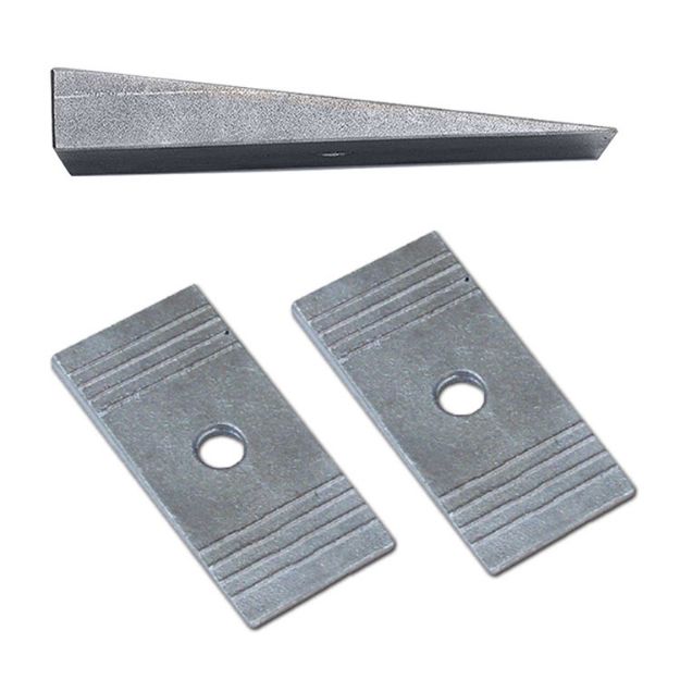 Picture of Shims 4 degree for 2,5" wide leaf springs aluminium Rubicon Express 