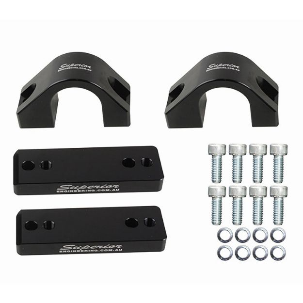 Picture of Sway bar mounting bracket kit Superior Engineering